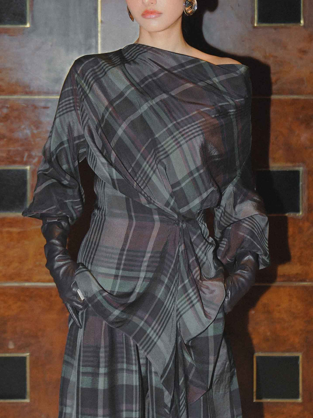 Plaid Straight-Leg Tailored Pants