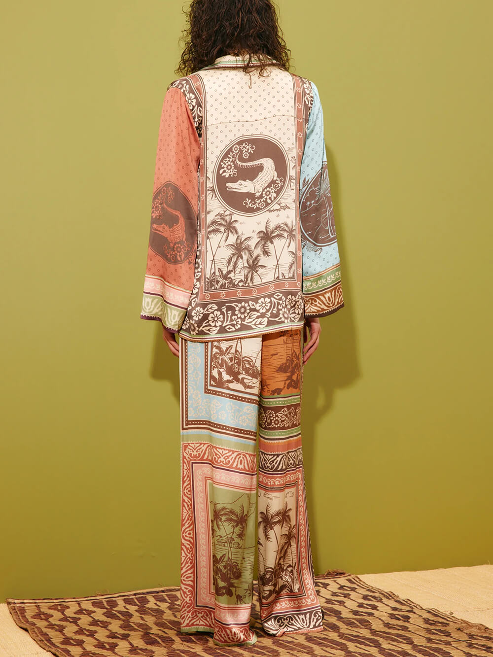Unique Satin Floral Print Button-Up Shirt with Elastic Waist Pockets And Wide-Leg Pants Set