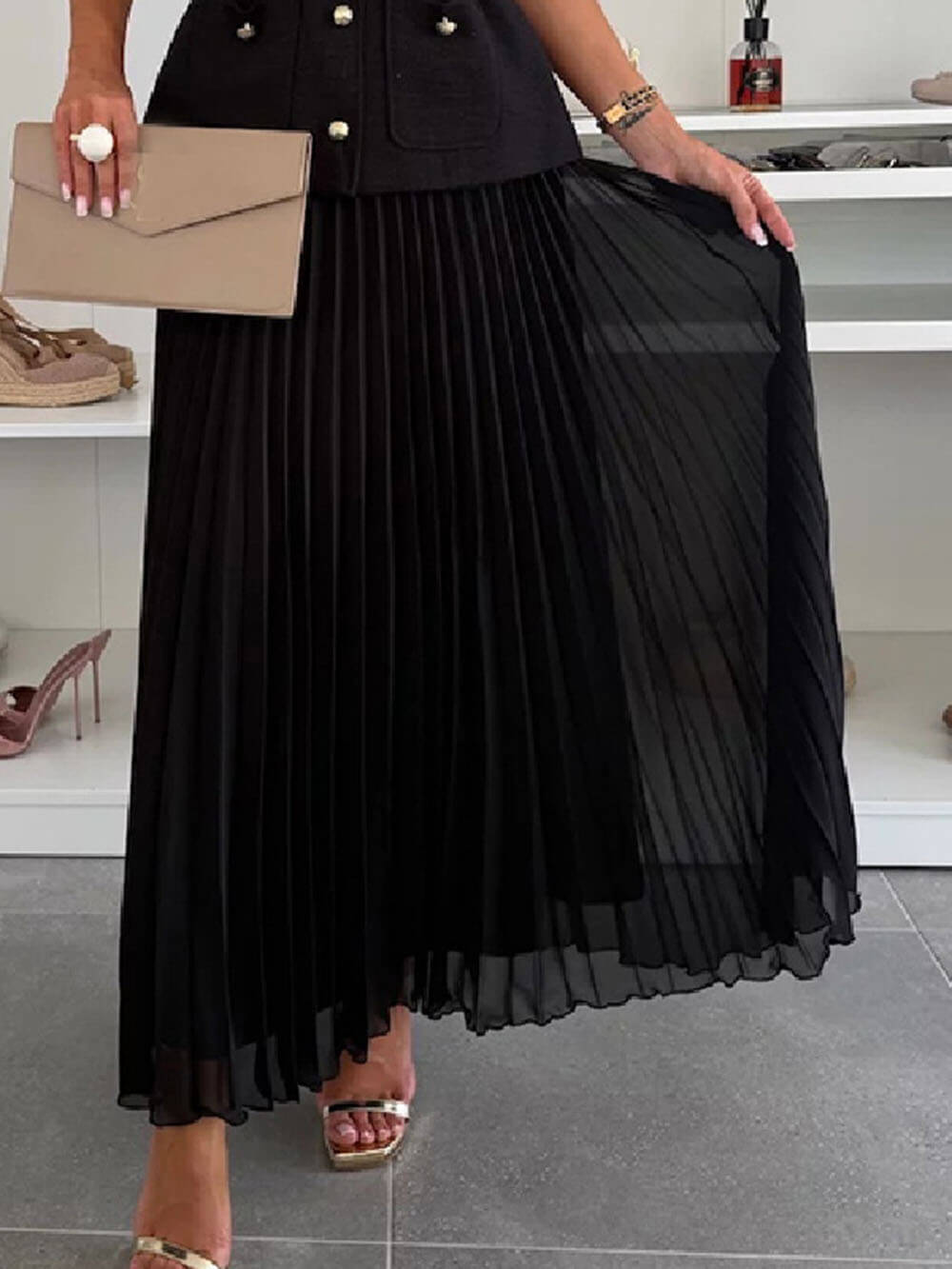 Exquisite And Beautiful Sleeveless Chanel Style Vest Top