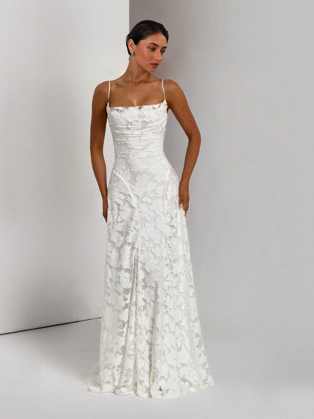 Elegant Floral Lace Spaghetti Strap Maxi Dress